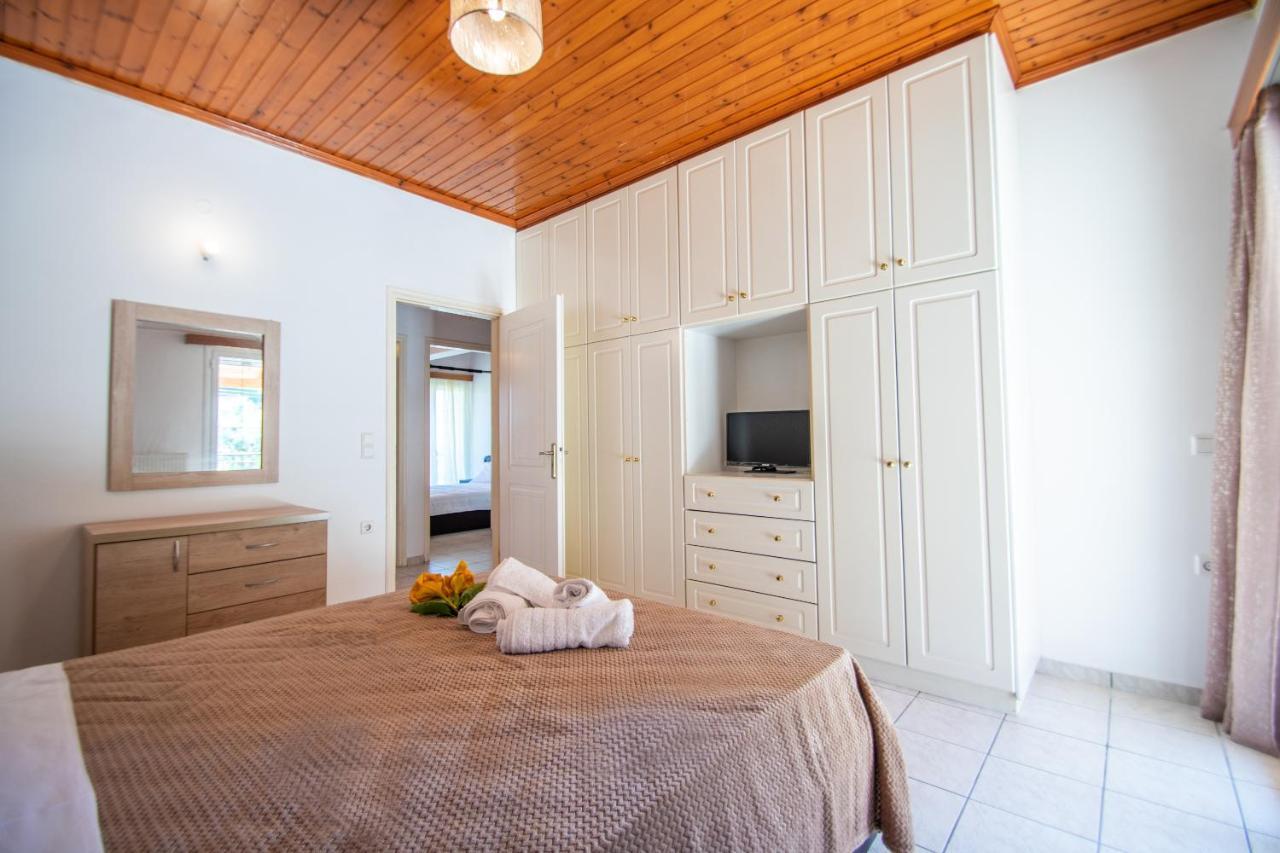 Family Private Homes & Sea View Lithakia  Exterior foto